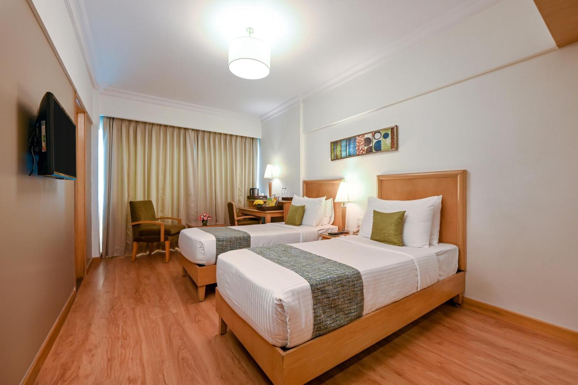 Fariyas Hotel Mumbai , Colaba Экстерьер фото